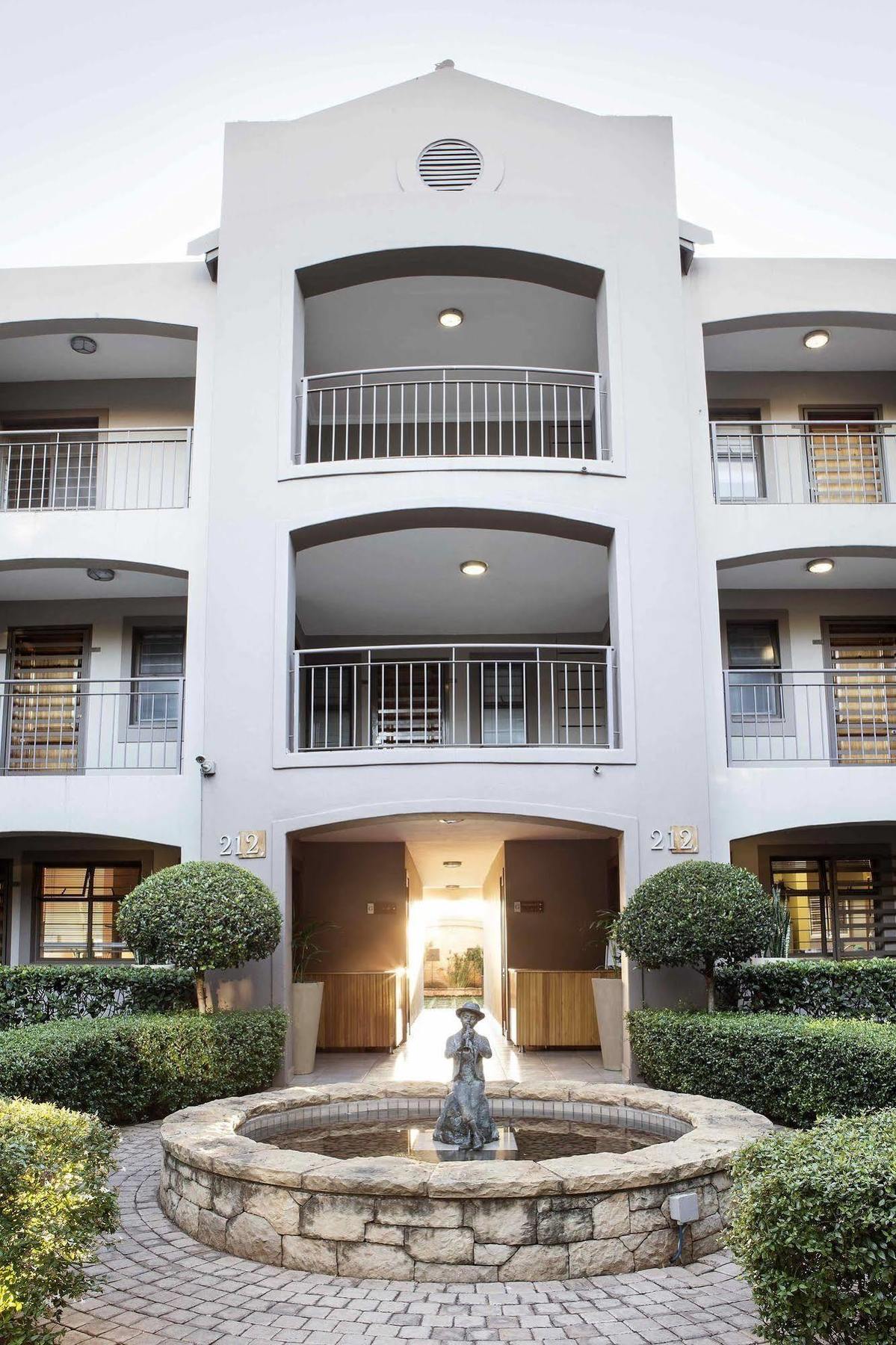 Faircity Grosvenor Gardens Pretoria-Noord Exterior foto